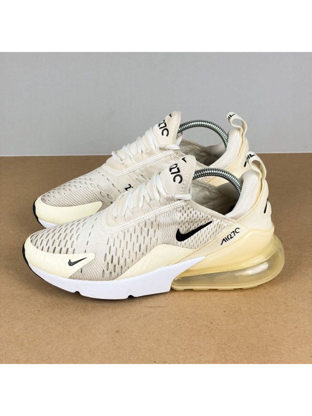 Nike Air Max 270 Coconut Milk Athletic Shoes Womens 7 Cream White Breathable